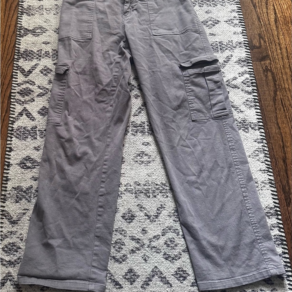 Women’s Gray Cargo Pants